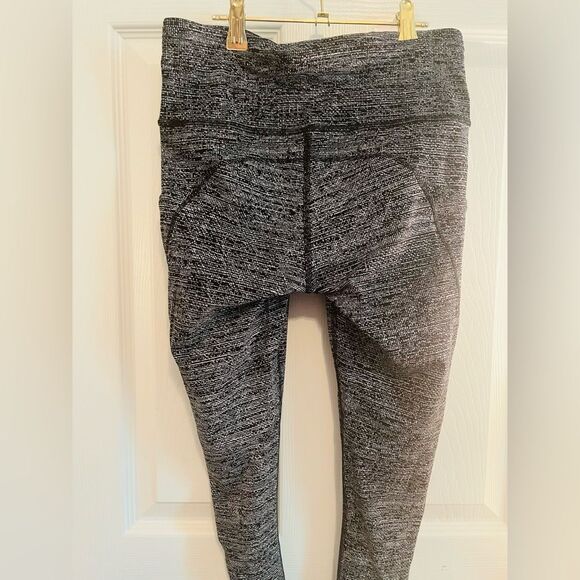 Lululemon Athletica Black and White Leggings High Waist Performance - Picture 7 of 9